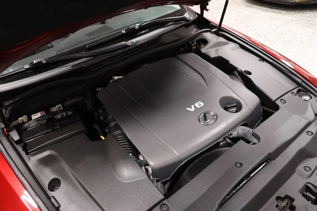 2012 Lexus IS 2nd Gen - Image 15 of 24