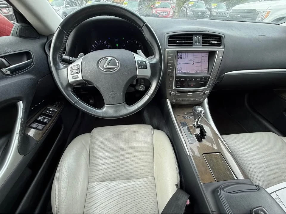 2012 Lexus IS 2nd Gen - Image 17 of 20