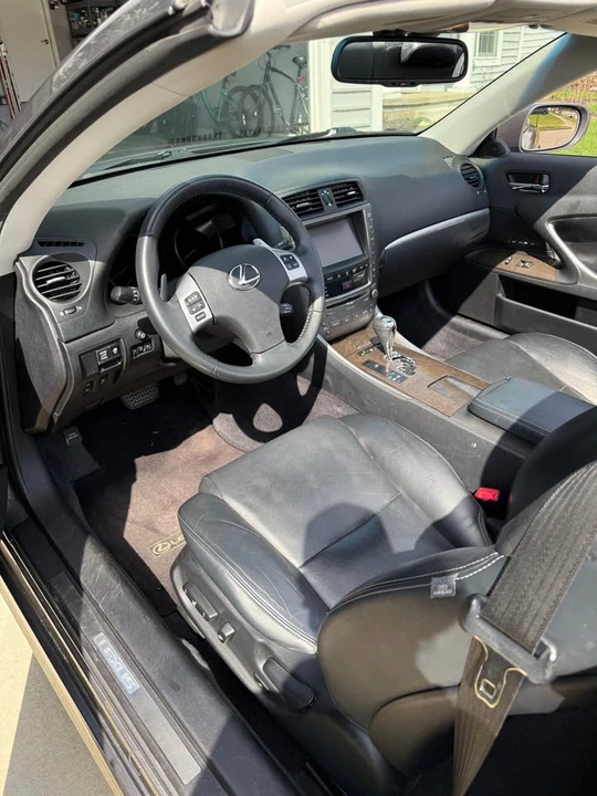 2012 Lexus IS 2nd Gen - Image 11 of 17