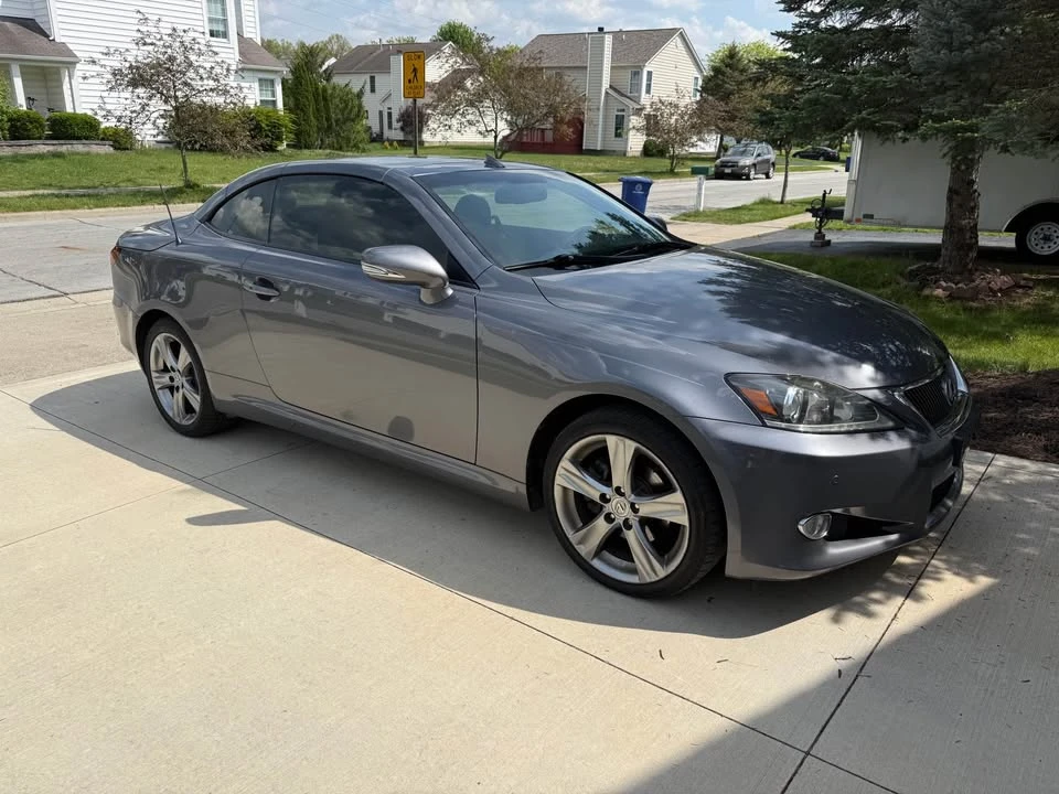 2012 Lexus IS 2nd Gen - Image 9 of 17