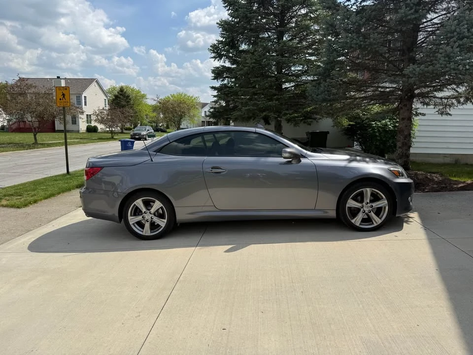 2012 Lexus IS 2nd Gen - Image 10 of 17