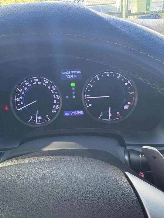 2012 Lexus IS 2nd Gen - Image 8 of 10