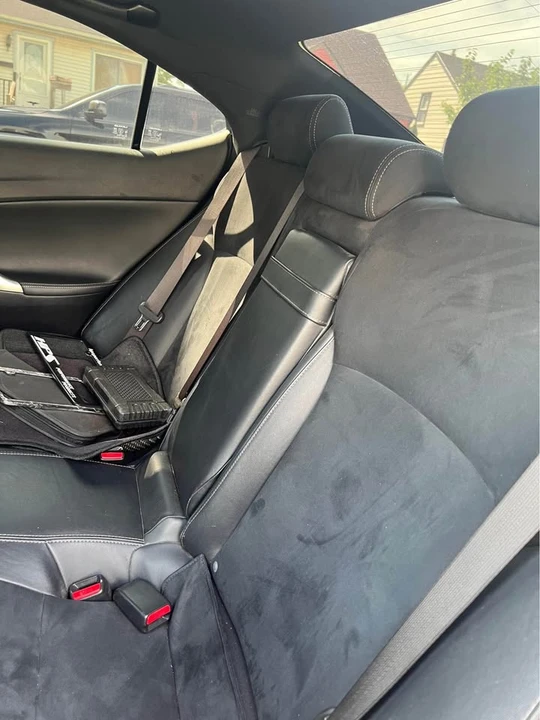 2012 Lexus IS 2nd Gen - Image 6 of 10