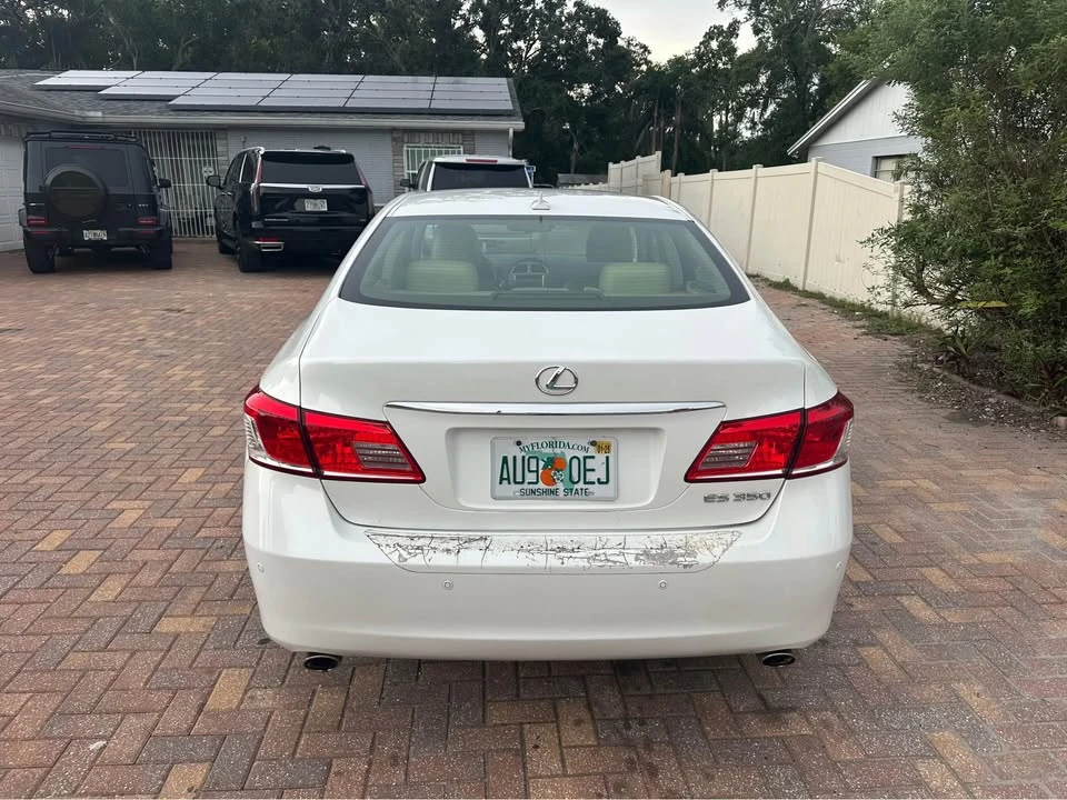 2012 Lexus IS 2nd Gen - Image 10 of 14