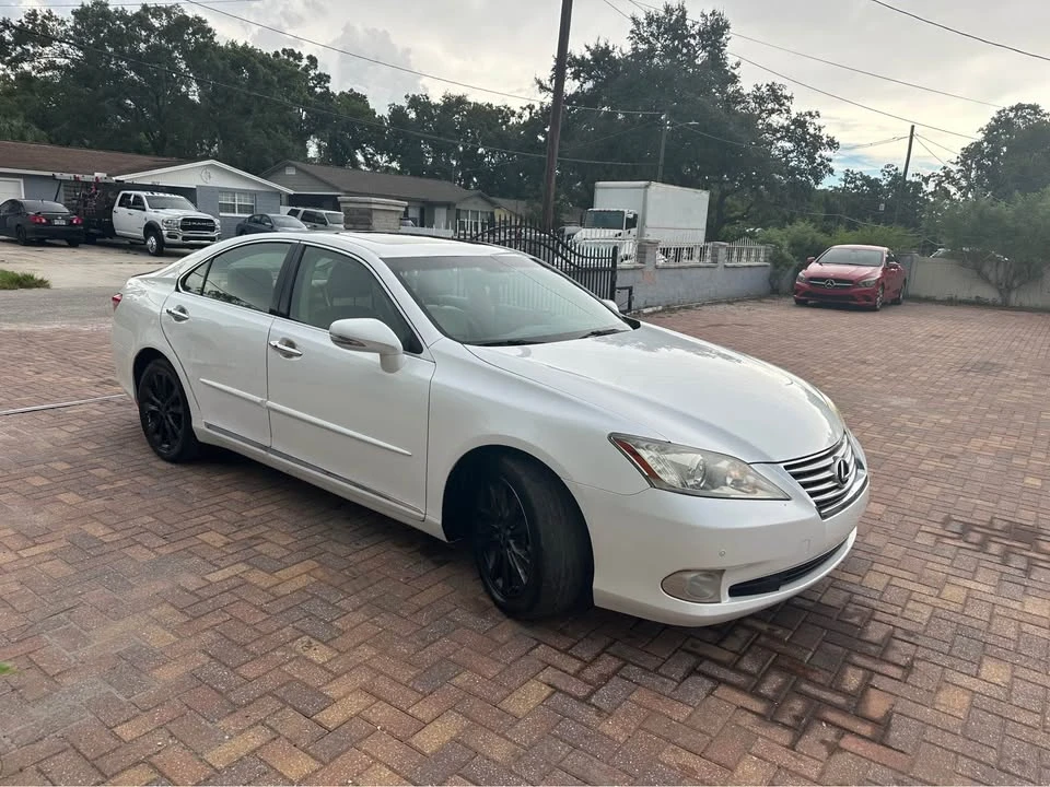 2012 Lexus IS 2nd Gen - Image 4 of 14