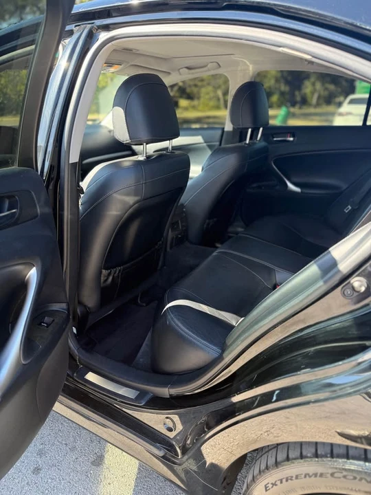2012 Lexus IS 2nd Gen - Image 9 of 20
