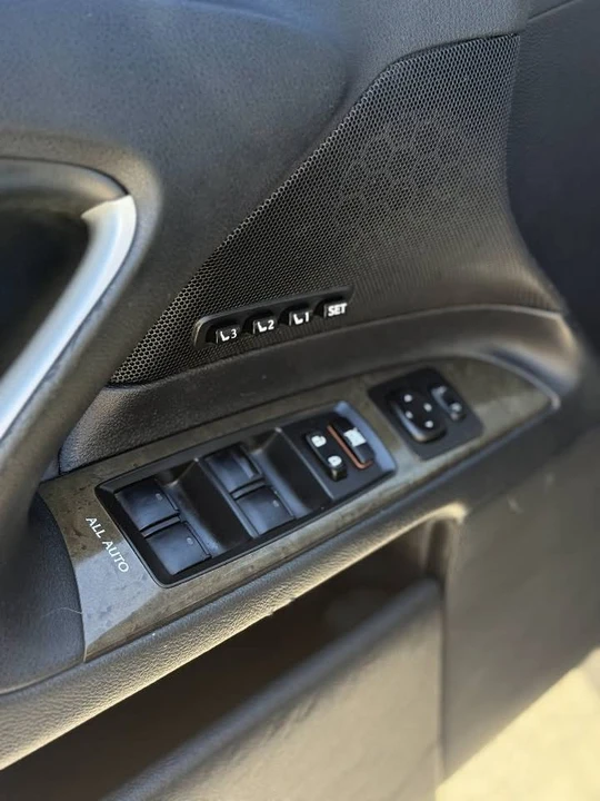 2012 Lexus IS 2nd Gen - Image 11 of 16