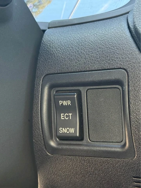 2012 Lexus IS 2nd Gen - Image 12 of 20