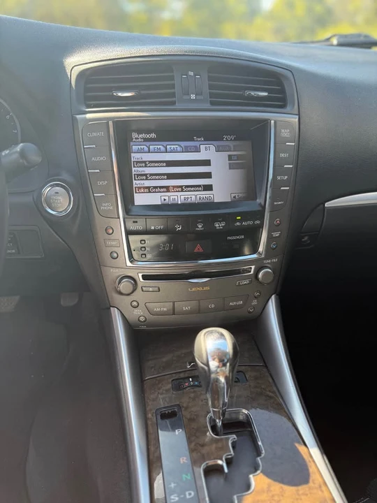 2012 Lexus IS 2nd Gen - Image 13 of 20