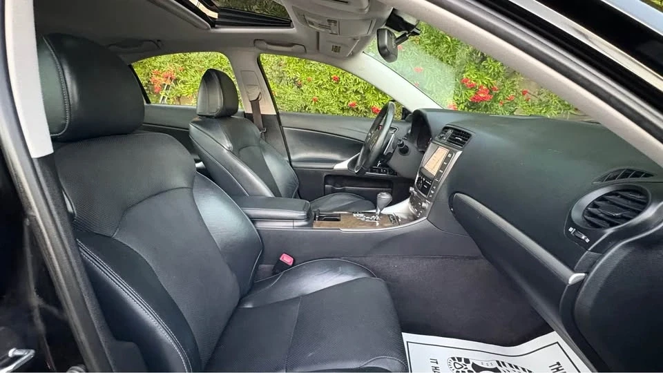 2012 Lexus IS 2nd Gen - Image 9 of 20