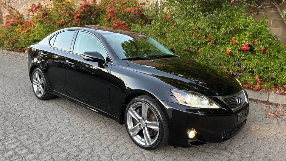 2012 Lexus IS 2nd Gen - Image 14 of 20