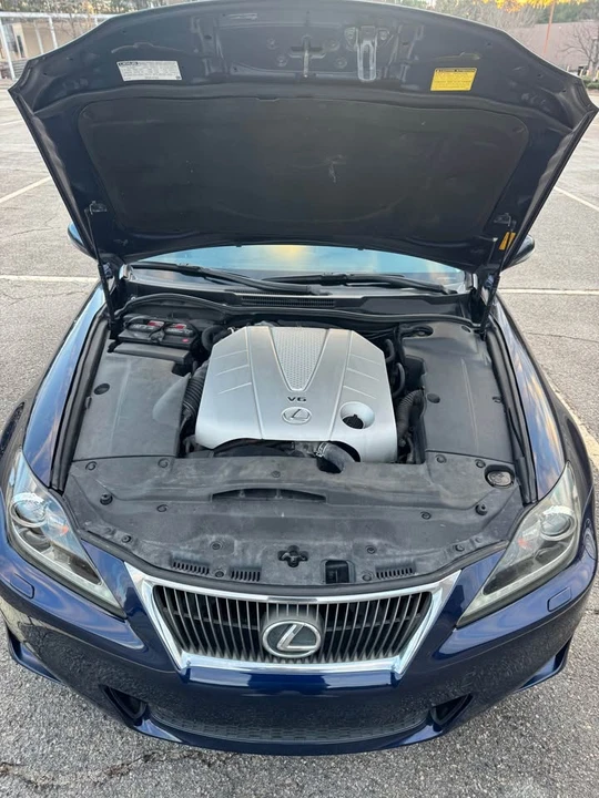 2012 Lexus IS 2nd Gen - Image 9 of 15