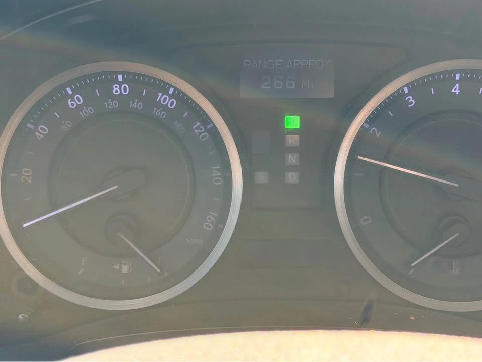 2012 Lexus IS 2nd Gen - Image 17 of 20