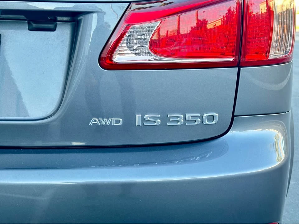 2012 Lexus IS 2nd Gen - Image 2 of 15