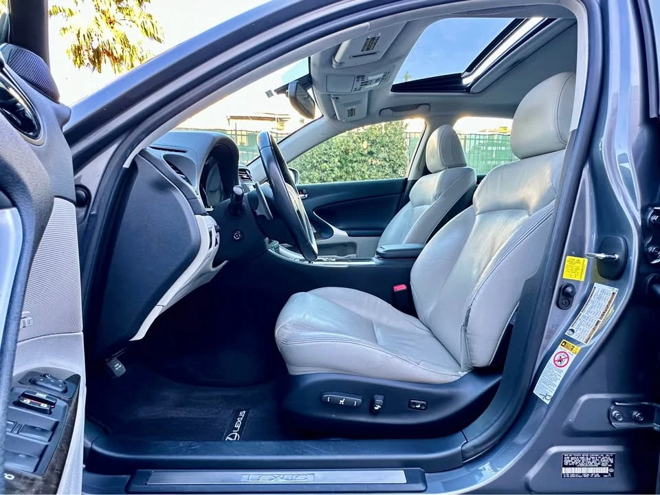 2012 Lexus IS 2nd Gen - Image 8 of 15