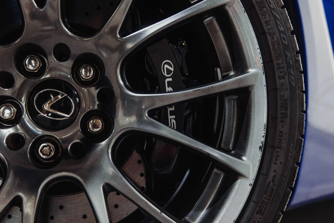 2012 Lexus IS F 2nd Gen - Image 20 of 31