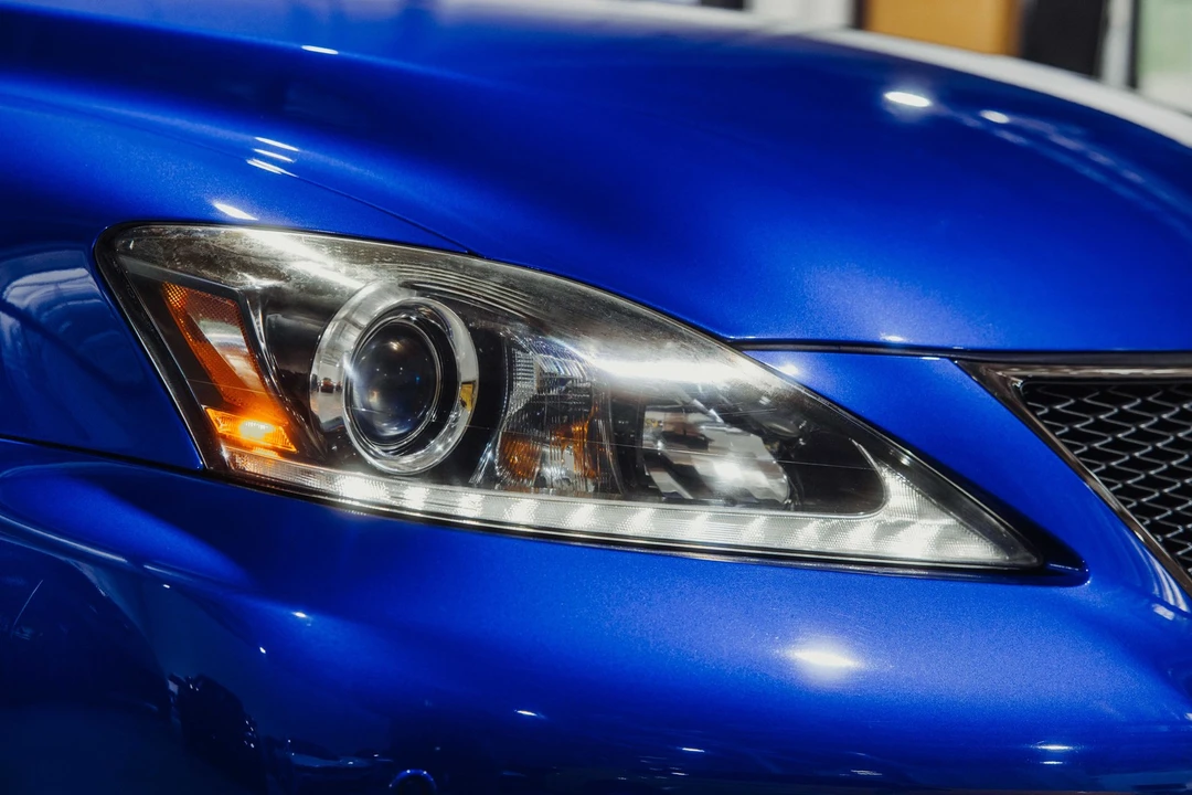 2012 Lexus IS F 2nd Gen - Image 27 of 31