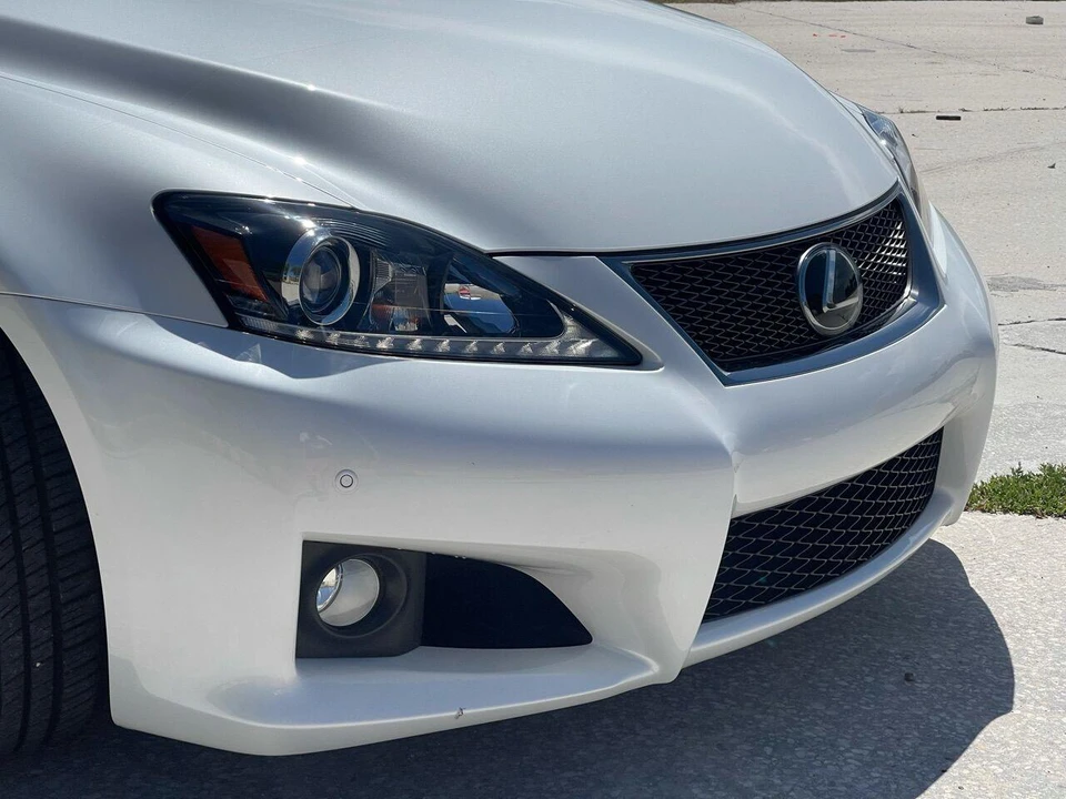 2012 Lexus IS F 2nd Gen - Image 27 of 31