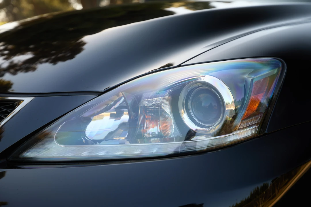 2012 Lexus IS F 2nd Gen - Image 21 of 31