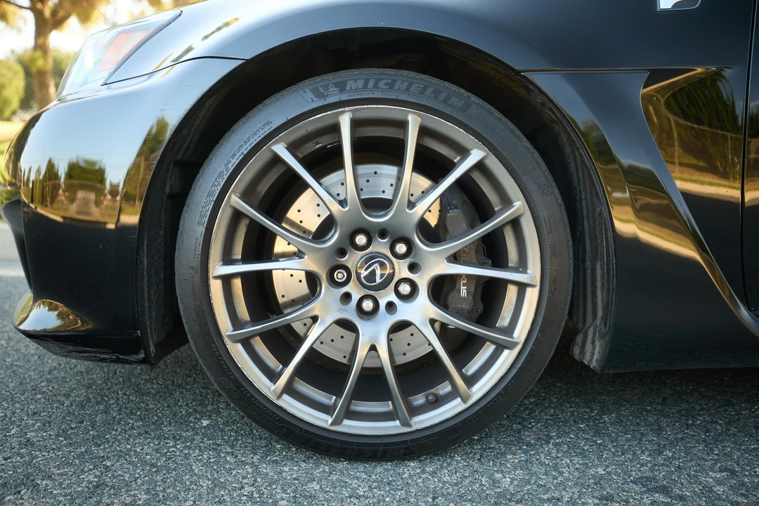 2012 Lexus IS F 2nd Gen - Image 25 of 31