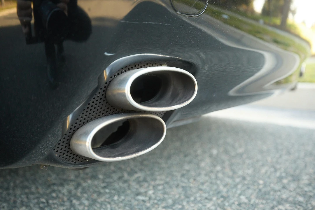 2012 Lexus IS F 2nd Gen - Image 15 of 31