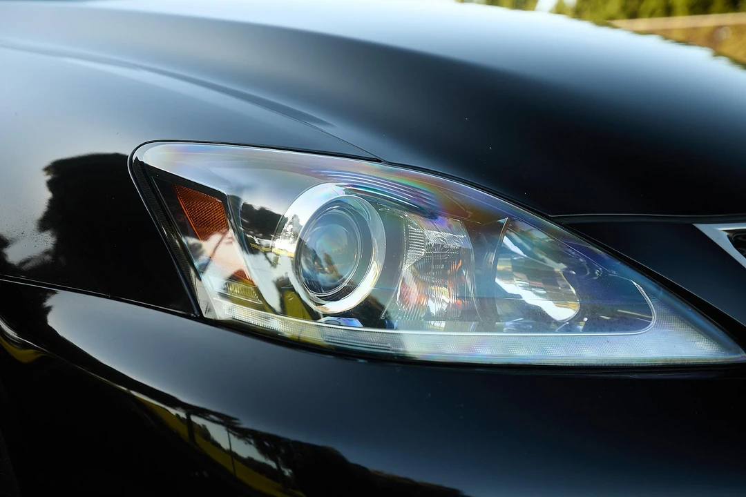 2012 Lexus IS F 2nd Gen - Image 20 of 31
