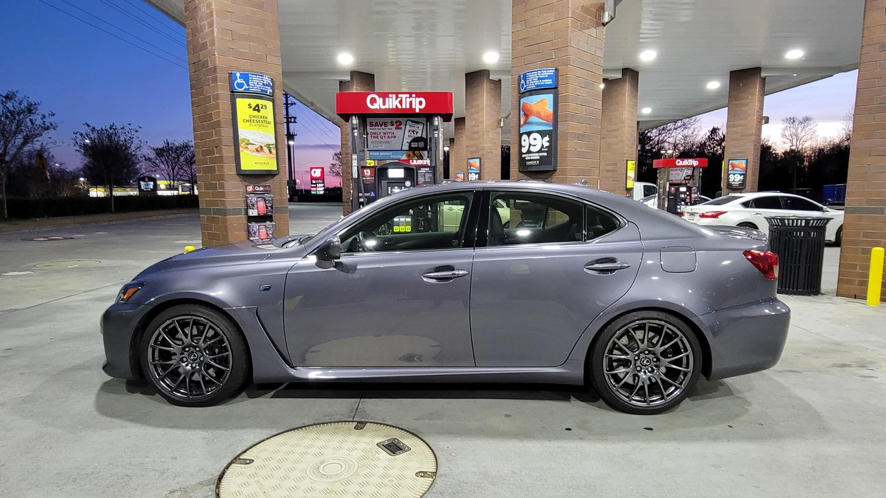 2012 Lexus IS F 2nd Gen - Image 18 of 31