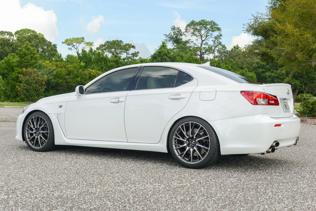 2012 Lexus IS F 2nd Gen - Image 11 of 31