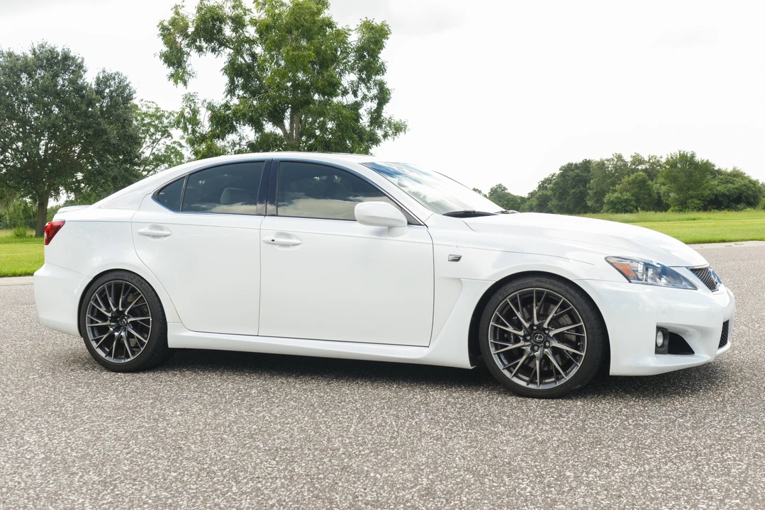 2012 Lexus IS F 2nd Gen - Image 15 of 31