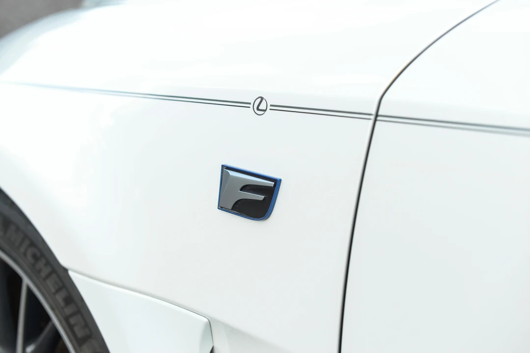 2012 Lexus IS F 2nd Gen - Image 19 of 31