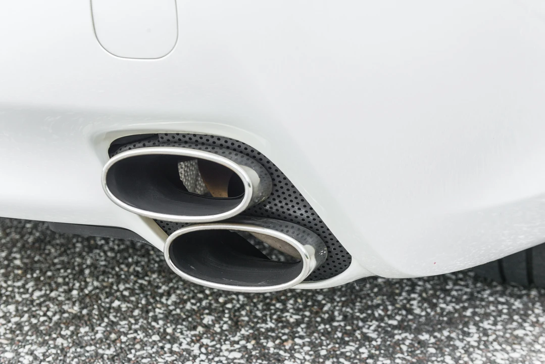 2012 Lexus IS F 2nd Gen - Image 26 of 31
