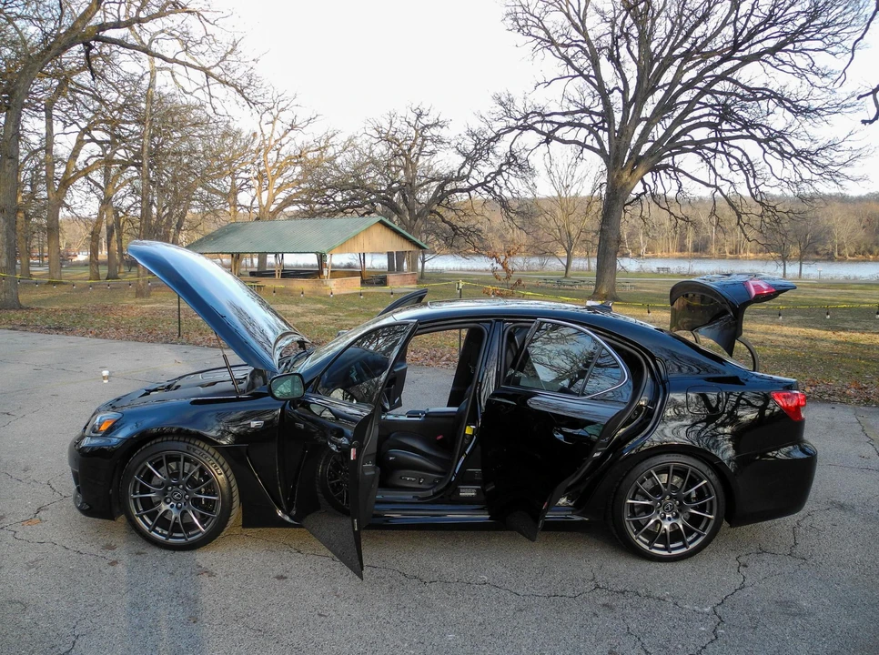 2012 Lexus IS F 2nd Gen - Image 20 of 31