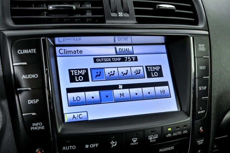2012 Lexus IS F 2nd Gen - Image 28 of 31