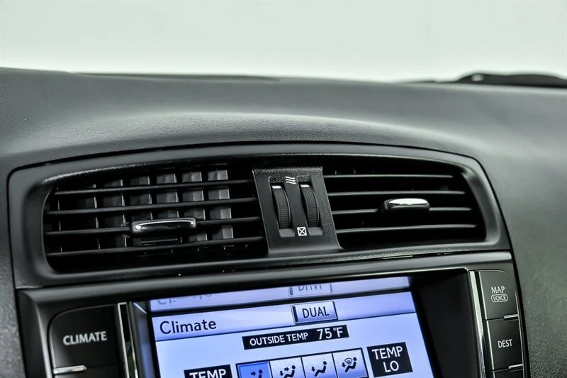 2012 Lexus IS F 2nd Gen - Image 27 of 31