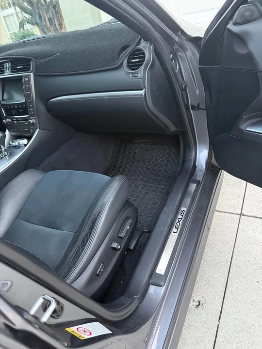 2012 Lexus IS F 2nd Gen - Image 13 of 19