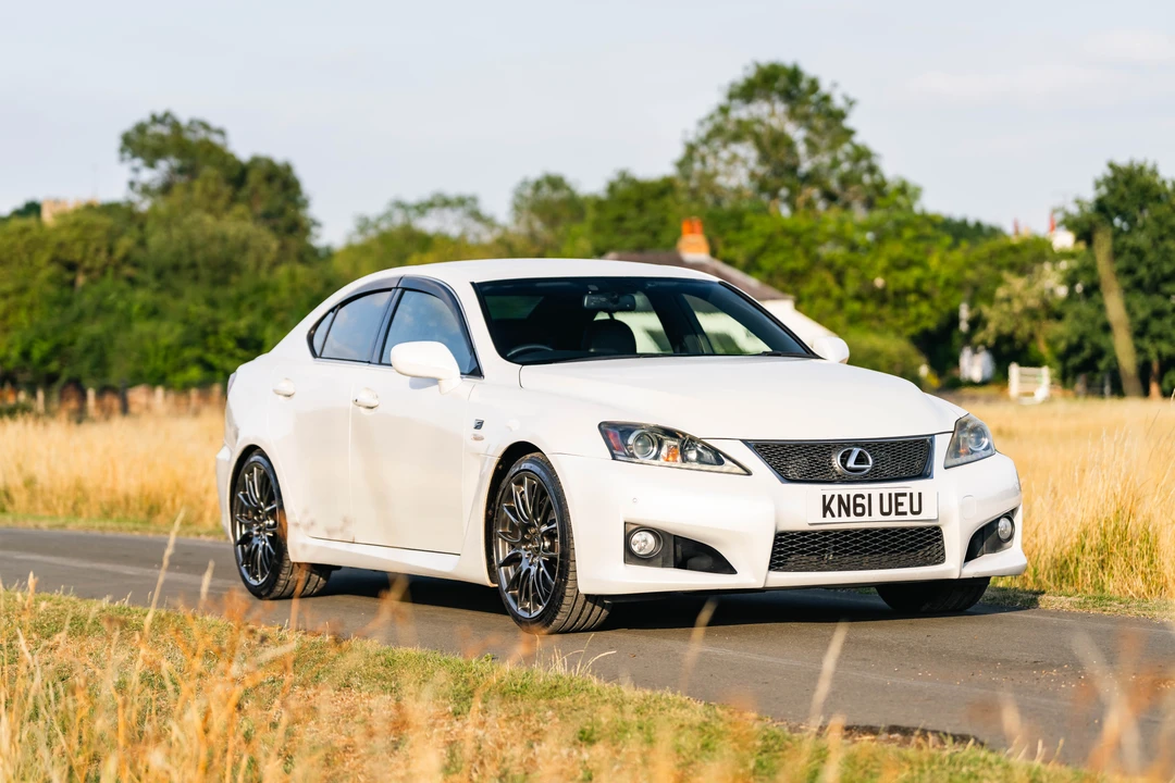 2012 Lexus IS F 2nd Gen - Image 9 of 31