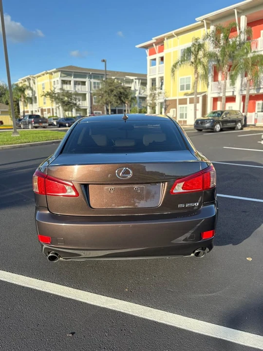 2012 Lexus IS 2nd Gen - Image 4 of 12