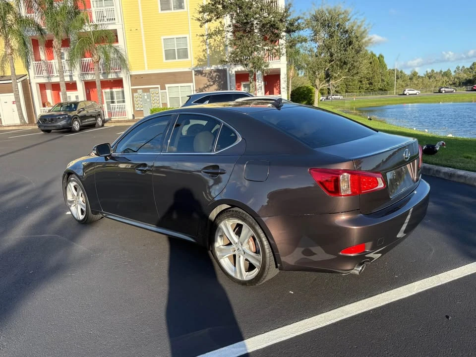 2012 Lexus IS 2nd Gen - Image 5 of 12