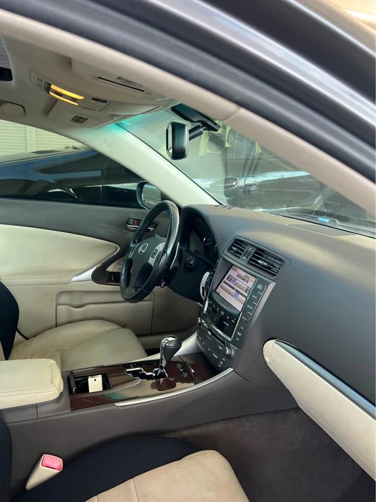 2012 Lexus IS 2nd Gen - Image 11 of 13