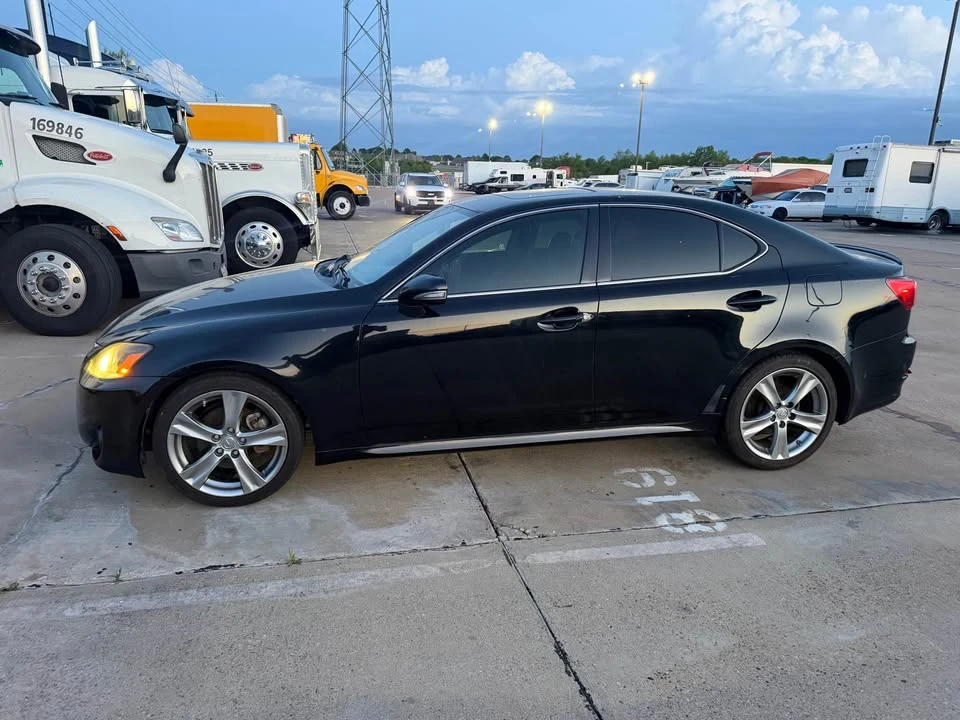2012 Lexus IS 2nd Gen - Image 4 of 12