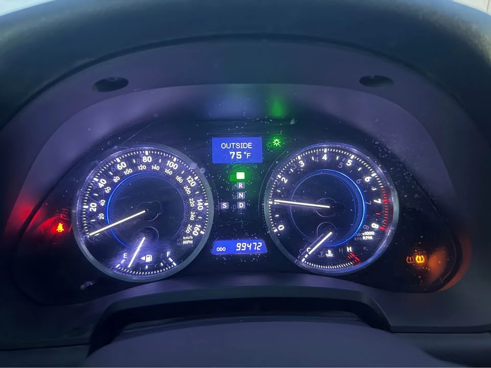 2012 Lexus IS 2nd Gen - Image 9 of 12