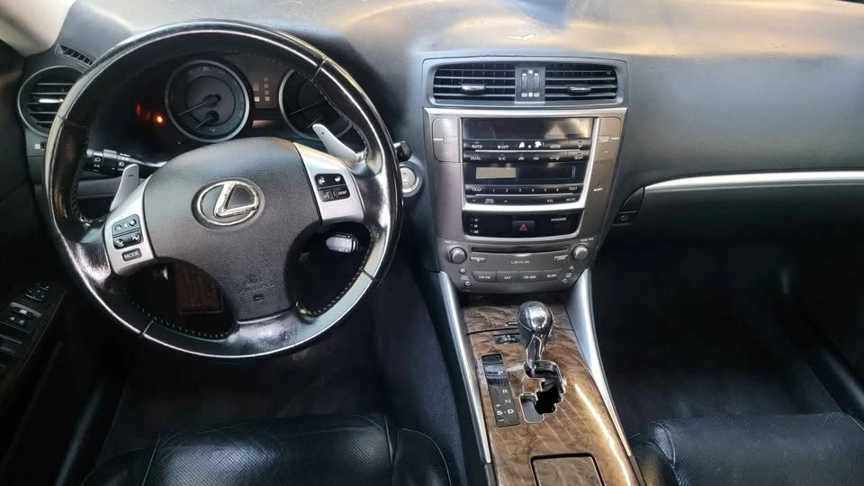2012 Lexus IS 2nd Gen - Image 9 of 11