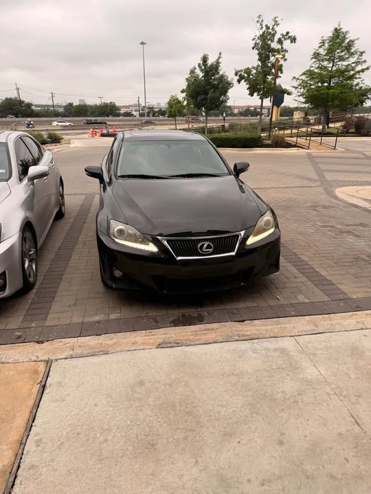 2012 Lexus IS 2nd Gen - Image 9 of 19