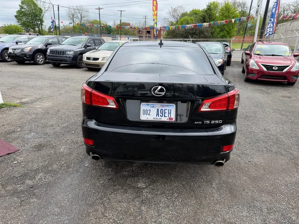 2012 Lexus IS 2nd Gen - Image 5 of 15