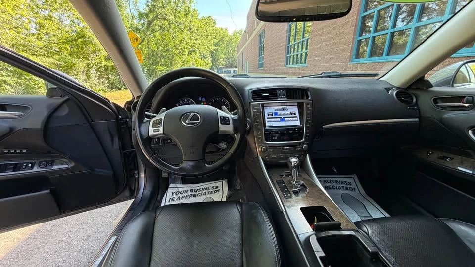 2012 Lexus IS 2nd Gen - Image 15 of 20
