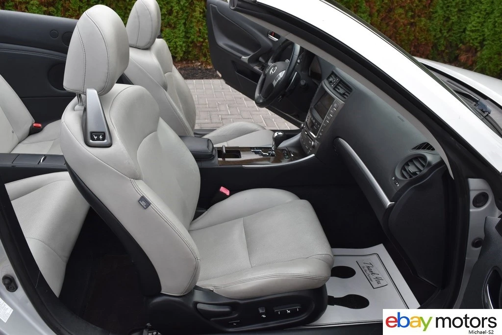 2012 Lexus IS 2nd Gen - Image 15 of 24