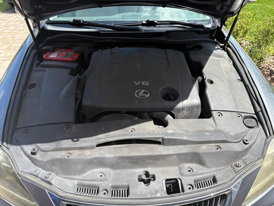2012 Lexus IS 2nd Gen - Image 8 of 10