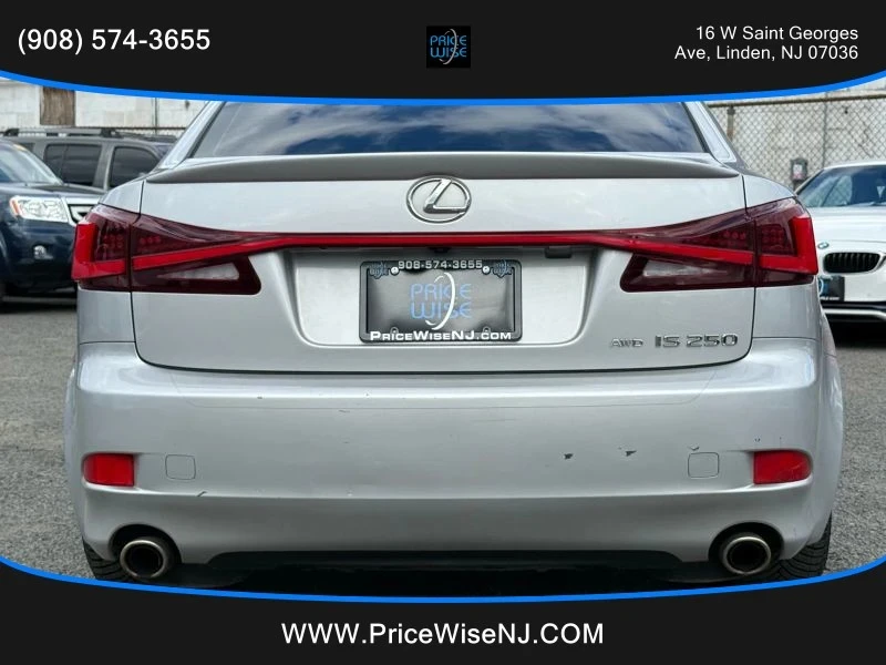 2012 Lexus IS 2nd Gen - Image 5 of 12
