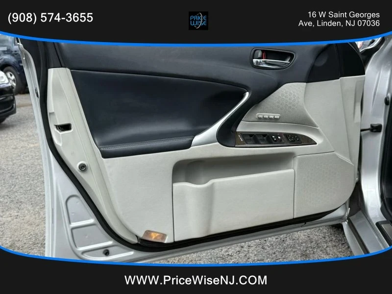 2012 Lexus IS 2nd Gen - Image 7 of 12