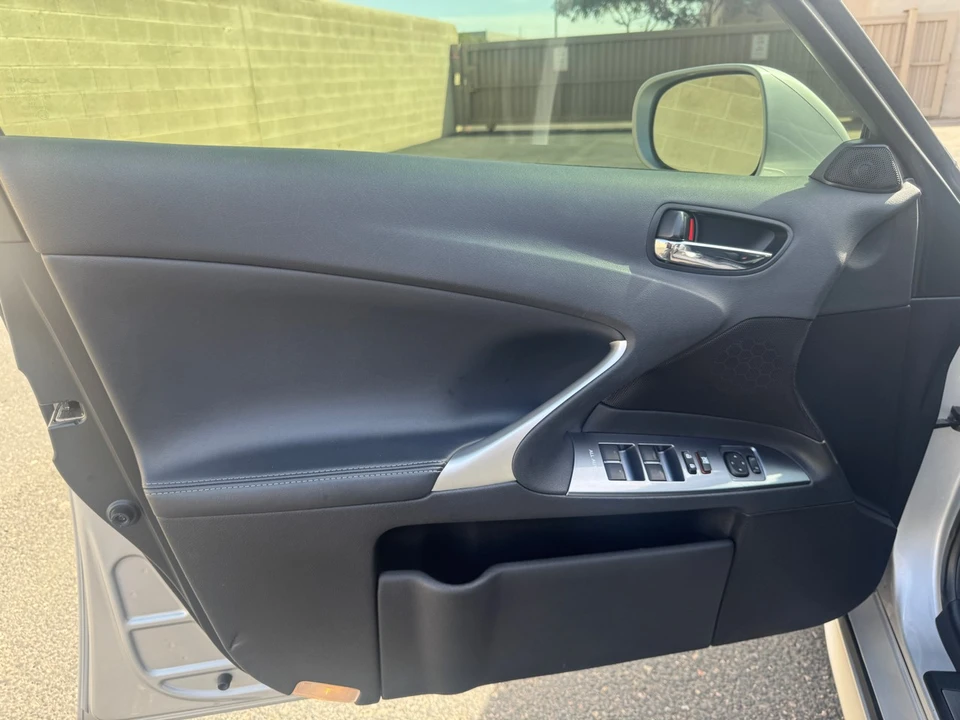 2012 Lexus IS 2nd Gen - Image 18 of 21